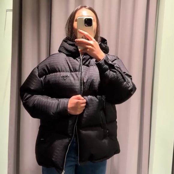 Prada Black Puffer Jacket - Picture 5 of 14